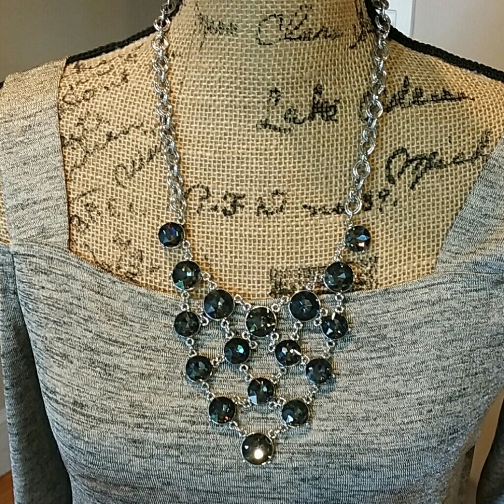 Boutique Necklace NWOT